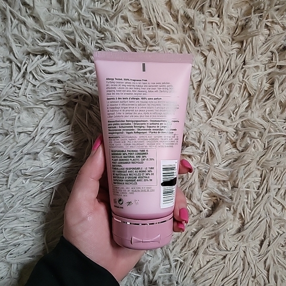 Clinique Cleanser All About Clean Rinse Off Foaming Cleaner New 5 fl oz / 150mL - Picture 3 of 7